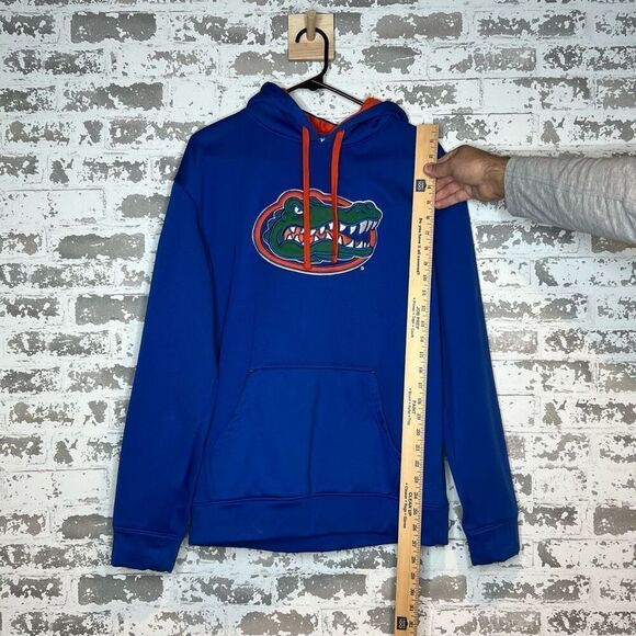 Section one majestic Florida gators hoodie - Picture 5 of 5